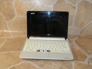 Acer Aspire One - weiss - solo - defekt - Bild 1 von 4