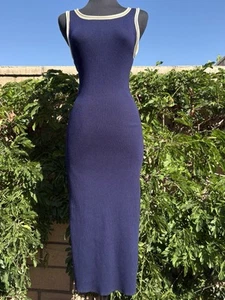 Caroline Constas S Rippstrick ärmellos Häkel Clean Girl Staple Midikleid-Neu mit Etikett - Bild 1 von 12