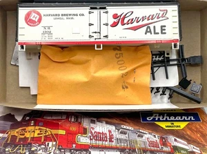 HO GREENWAY PRODUCTS 1754 CUSTOM PAINTED BEER REEFER KIT HARVARD ALE - Picture 1 of 1