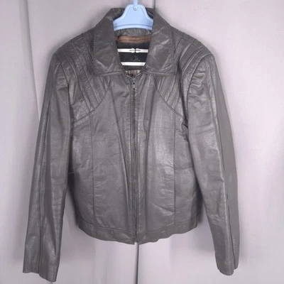 Chaqueta de cuero Bermans para hombre pequeña 36 gris cremallera forrada de piel sintética acolchada envejecida Foto 1 de 4