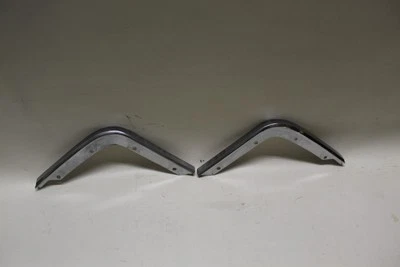 1976-1979 Cadillac Sevilha moldura de acabamento de para-lama dianteiro esquerdo e direito - Imagem 1 de 4