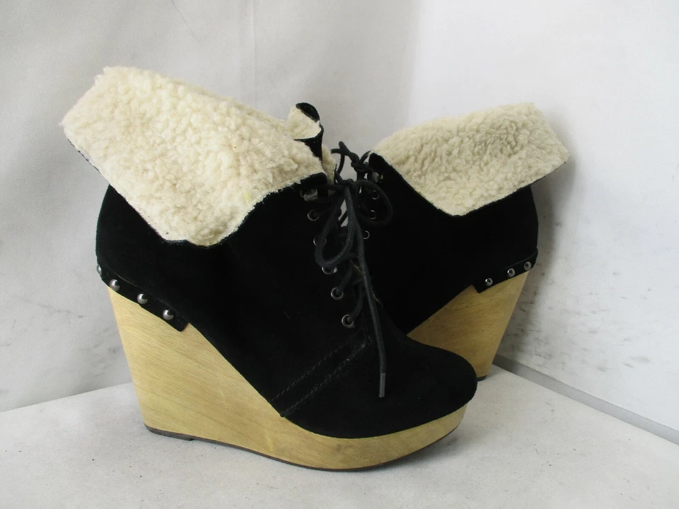 Botas al tobillo Naughty Monkey negras de gamuza con cordones tacón de cuña ultra alto 8,5 Foto 1 de 4