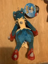 mega lucario peluche