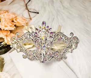 Masquerade Mask Luxury Sapphire Crystal, Elegant Bridal Wedding Party Mask - Picture 1 of 4