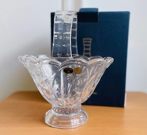 NUEVO CENTRO DE MESA DE CRISTAL BOHEMIA CESTA Plato Hojas Cortadas con Láser Nuevo en Caja - Imagen 1 de 6