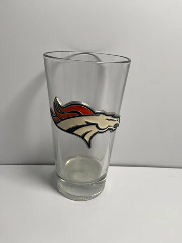 Denver Broncos NFL 6.5" Pint Beer Glass Mint Condition Cover
