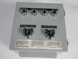 Compresor remoto Edwards Chiller - Interruptor de selección de bomba de sistema 8596 - Imagen 1 de 1