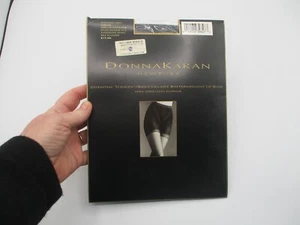 VINTAGE DONNA KARAN MIDNIGHT NAVY MARINE MEDIUM C10 PANTYHOSE ~ NEW MIP! - Picture 1 of 2