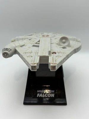Star Wars Millenium Falcon 7” DecoPac Lucasfilm - Sin baterías Foto 1 de 4