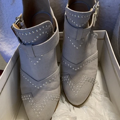 Qupid Ankle Boots LT Grey Suede Studded Size 8 New In Box - Image 1 of 4