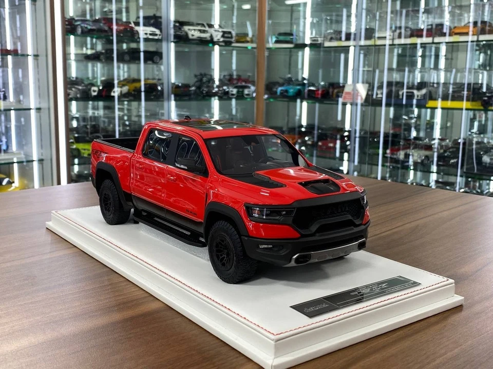 Dodge Ram TRX 1500 by Diamand Flame Red -Ltd. 40pcs - Collector Car[1:18 Resin] - Image 1 of 4