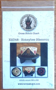 NEW Teresa Kogut Cross Stitch Chart #XS348 "Honeybee Biscornu" count 89wx89h - Picture 1 of 3
