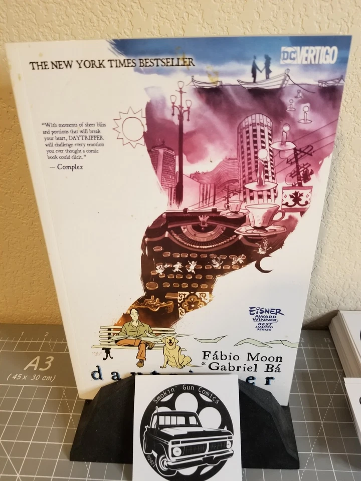 Daytripper #1 TPB Libro de bolsillo Fabio Moon DC Vertigo 2011 Drama maduro en estado bastante bueno/casi nuevo Foto 1 de 1