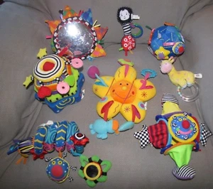 RARE VINTAGE MANHATTAN TOY BABY DEVELOPMENTAL WHOOZIT BALL RATTLE YOU PICK ONE - Picture 1 of 1