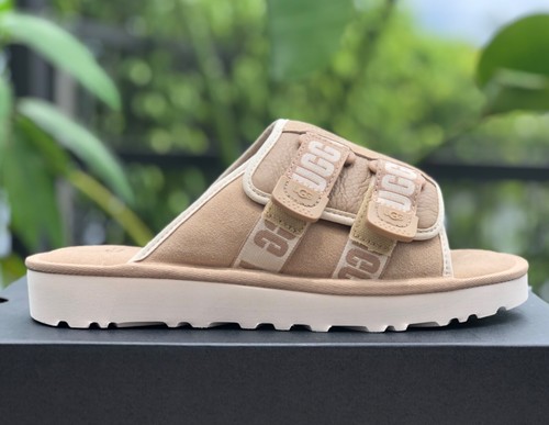 Taglia 9 UGG GOLDENCO STRAP SLIDE MESANDALI SABBIA SANTORINI M 1142730