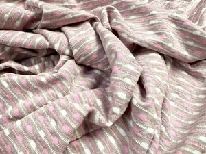 Stretch Double Jersey Stoff, Meterware - Dobby Streifen Jacquard - Grau & Rosa - Bild 1 von 3