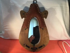 Miroir collier de bœuf sur bois hauteur 40cm - Foto 1 di 5