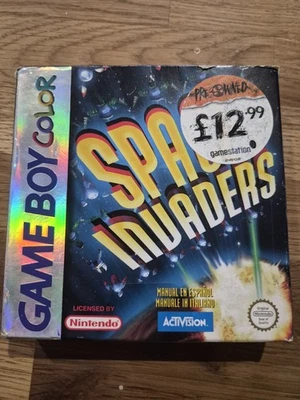 Game Boy Color Game Space Invaders. Box, Cart, Insert, Manual And Leaflet. - Image 1 of 2