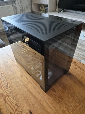 Lian Li O11 Mini + SP750 + Corsair RGB Lüfter & Zubehör Bundle - Bild 1 von 4