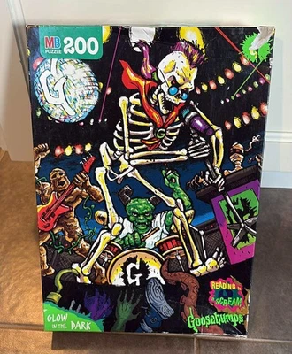 MB 1996 GOOSEBUMPS 200 Piece Jigsaw Puzzle Glow In The Dark Complete 12x16” - Image 1 of 4