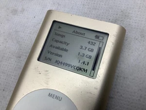 Apple iPod mini 1st Generation A1051 4GB GOLD TESTED WORKS - Picture 1 of 8