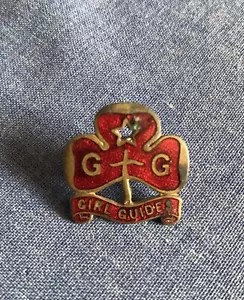 Vintage Metall Mädchen Führer Abzeichen. �� - Bild 1 von 3