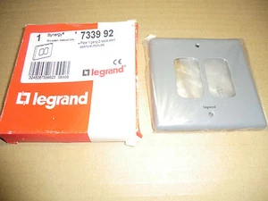 LEGRAND GRID SYSTEM METALCLAD FRONT PLATE 2 GANG - Bild 1 von 1