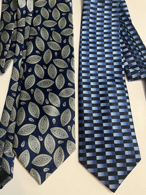 2 Tie Rack Men's Polysilk Pre Owned Navy Blues Great Condition Ties - Image 1 of 4