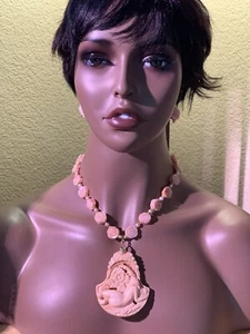 HAND CARVED JASPER PENDANT NECKLACE LA FEM LA FLEUR” NECKLACE SET - Picture 1 of 12