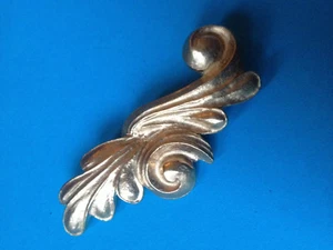 Vintage Broche Dorée par JACQUES ESTEREL - Picture 1 of 2