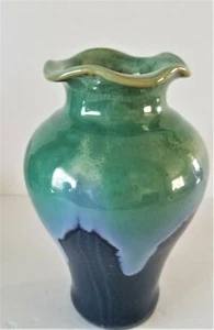 Handmade Hobbyist Drip Glaze Ceramic Vase Blue/Green 6 1/2" Tall - Picture 1 of 8