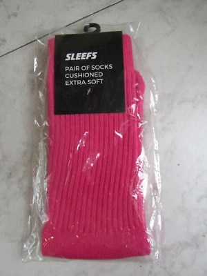 NWT SLEEFS Women's Cushioned Extra Soft Hot Pink Cycling Socks OSFM - Image 1 of 3