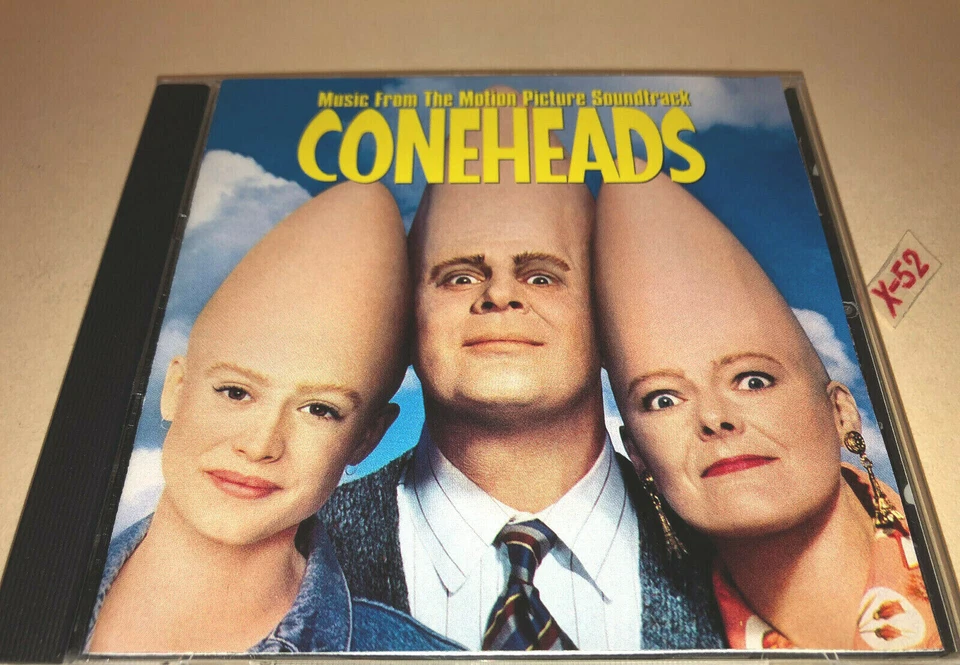 The Coneheads CD soundtrack Red Hot Chili Peppers Slash Soft Cell REM Paul Simon Foto 1 de 4