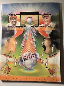 Baltimore Orioles Magazine-Official Yearbook 1986 - Picture 1 of 3