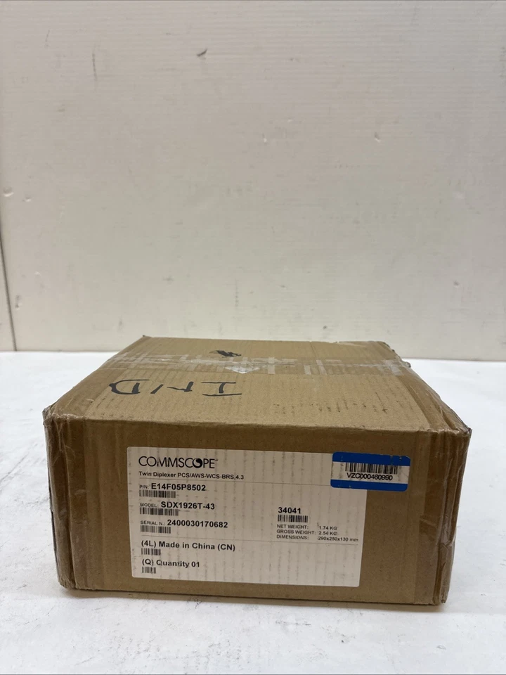 CommScope Ultra CompactMultiband Twin Diplexer SDX1926T-43 ()