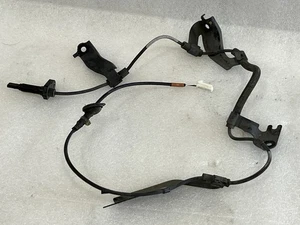 2013 2014 2015 2016 LEXUS GS350 GS450H LEFT REAR ABS SPEED SENSOR 89546-30080 - Bild 1 von 3