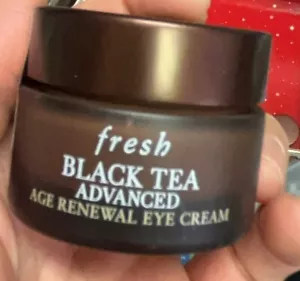 New Fresh Black Tea Advanced Age Renewal Eye Cream 0.5oz Full Size - Picture 1 of 1