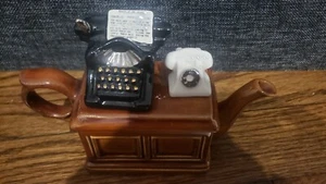 Rare Vintage Tea Pot Paul Cardew Design Ceramic Crime Writers Desk - Picture 1 of 6