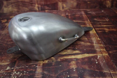 8cm Depth Gas Fuel Tank For HONDA   Steed400 Shadow VLX600 w/ Cap - Image 1 of 4