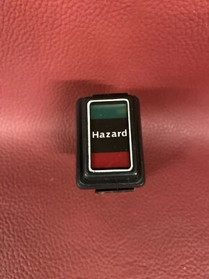 Aston Martin Classic AMV8 nuovo interruttore a spinta - Immagine 1 di 2