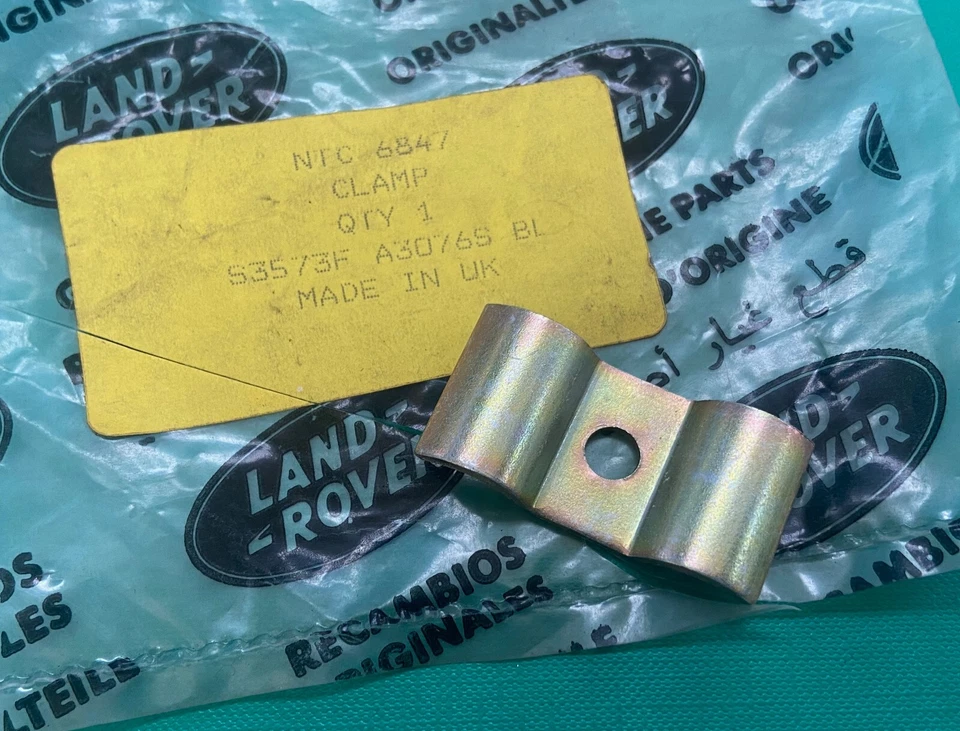 NOS Land Rover Defender 90 110 Oil Cooler Pipe Double Saddle Clamp  NTC6847 GEN - Image 1 of 1