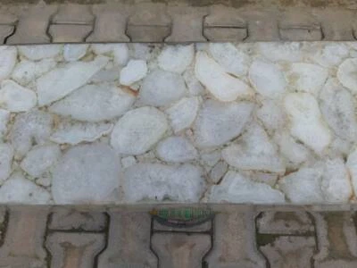 36" x 18" White Agate stones Table Top semi precious stones Work - Image 1 of 3