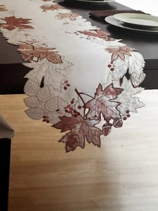 Burwell Leaf Cutwork Ivory Fall Autumn Maple leaf Embroidery Tablerunner 72 inch - Picture 1 of 3