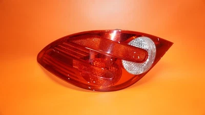 MERCEDES BENZ R500 TAIL LIGHT RIGHT PASSENGER 2006 2007 2008 2009 A2518200464 - Image 1 of 4