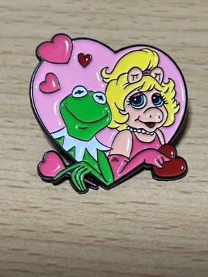 Kermit der Frosch Disney Die Muppets Miss Piggy Pin Anstecker Kermit - Bild 1 von 2