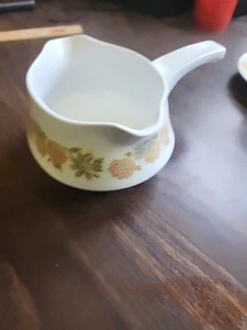 Noritake Progression Sunny Side Sauciere Doppelauslauf - Bild 1 von 4