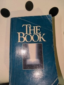 The Book Tyndale House, 1984. The Living Bible. Paperback. Vintage. - Picture 1 of 8