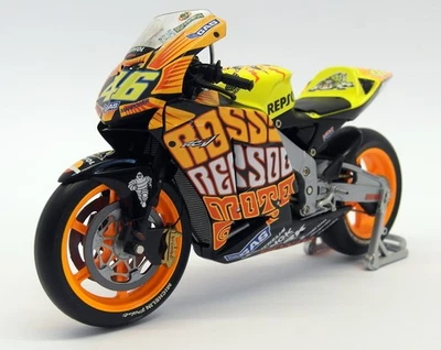Minichamps 1/12 Scale 122 037196 Honda RC211V Valentino Rossi Valencia 03 - Image 1 of 4