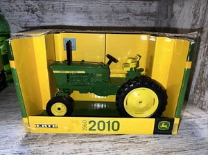 1/16 Scale 1960 John Deere 2010 Wide Front Tractor Ertl Die-Cast - Picture 1 of 9