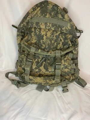 Paquete de asalto UCP - emitido en EE. UU. - estado dañado sin almohadillas ni refuerzos Foto 1 de 4